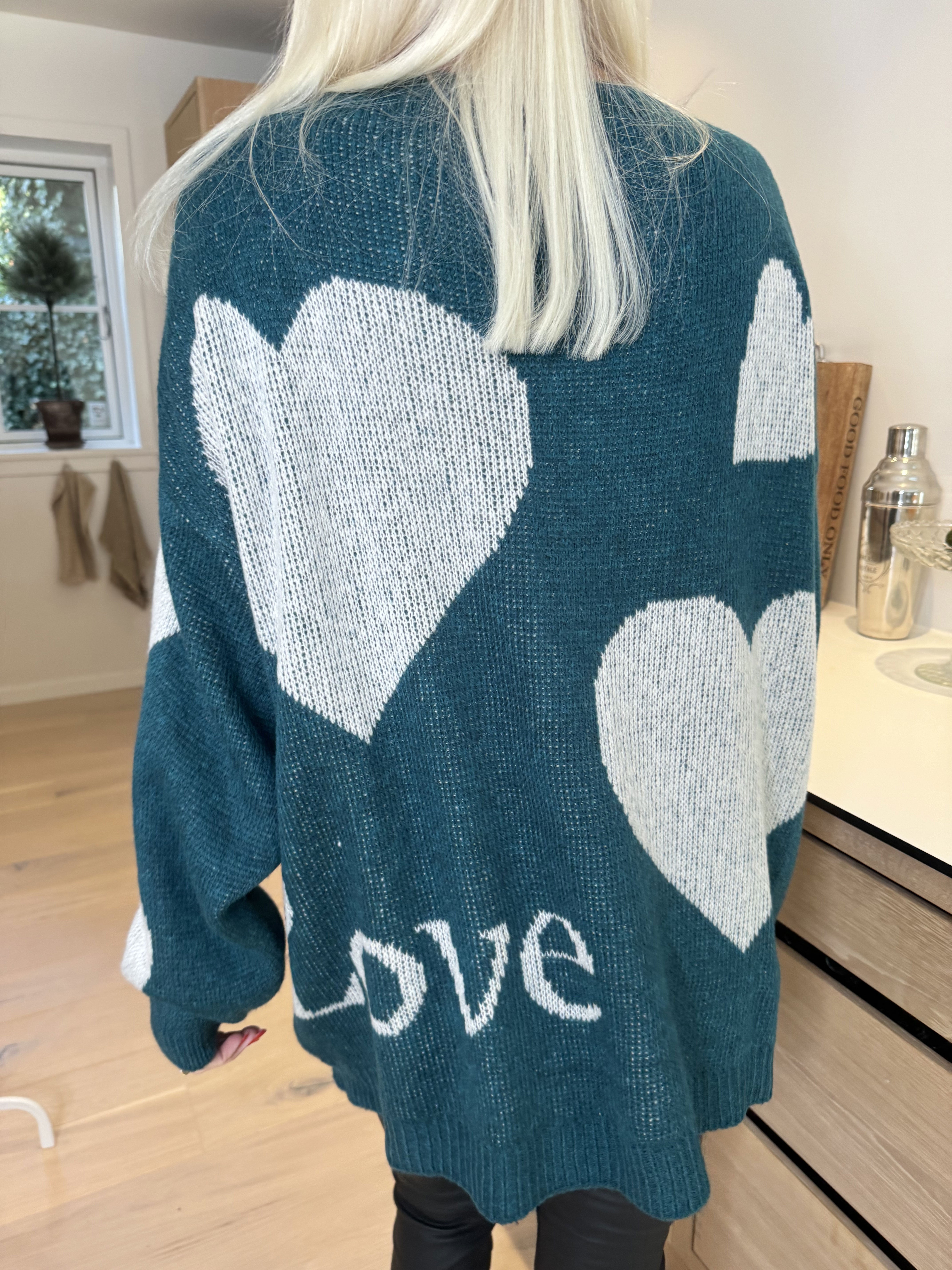 Valeria - Söt stickad blus med hjärtan och pärlor